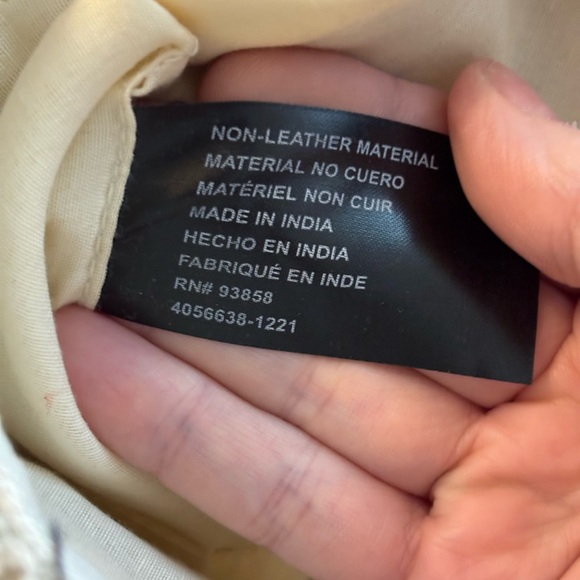 Beachy Cream and Black Geometric Terry Wooden Handle Boho Bag - Picture 7 of 7